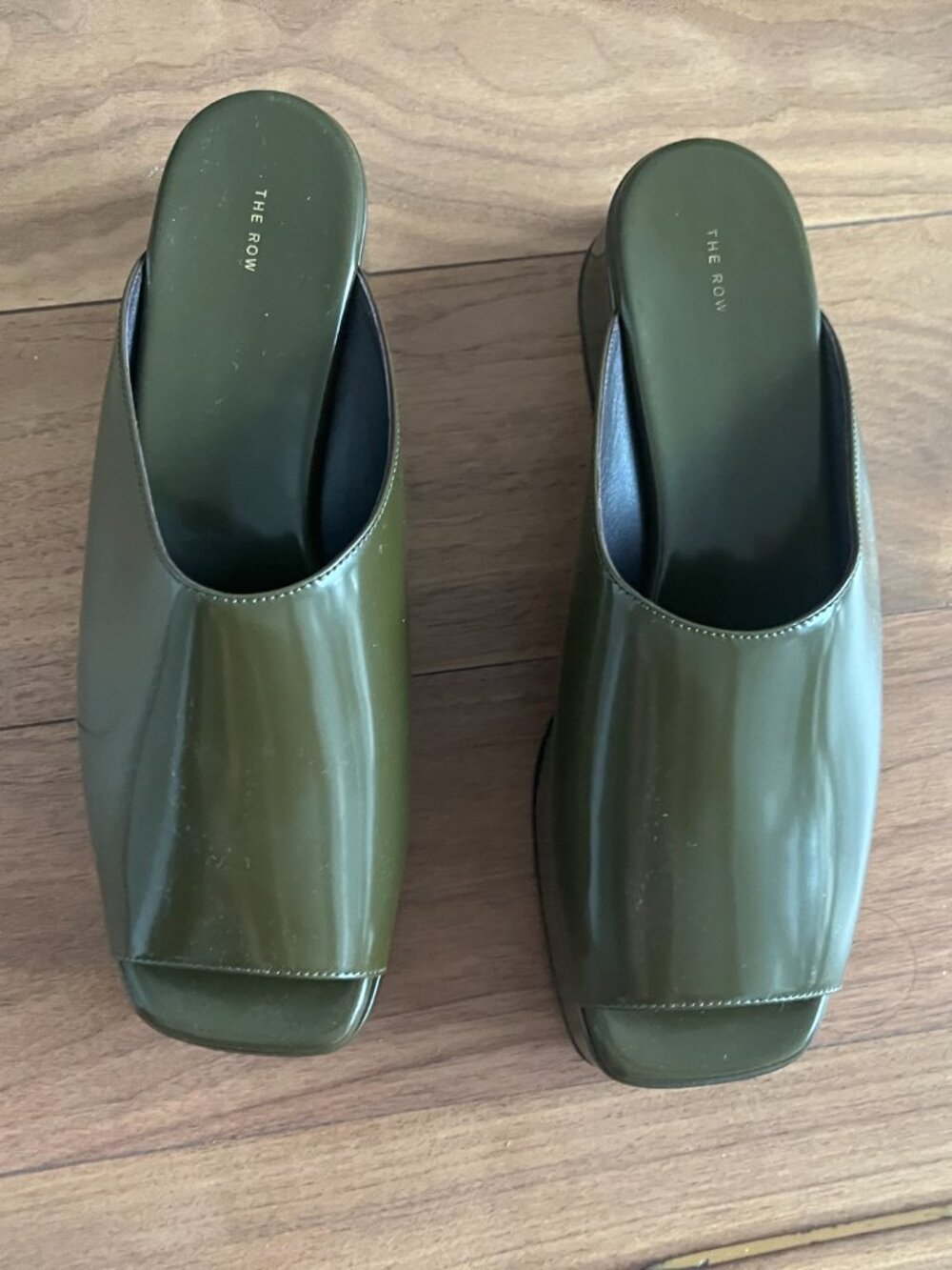 The Row Emi Flatform Sandal - Picture 7 of 7
